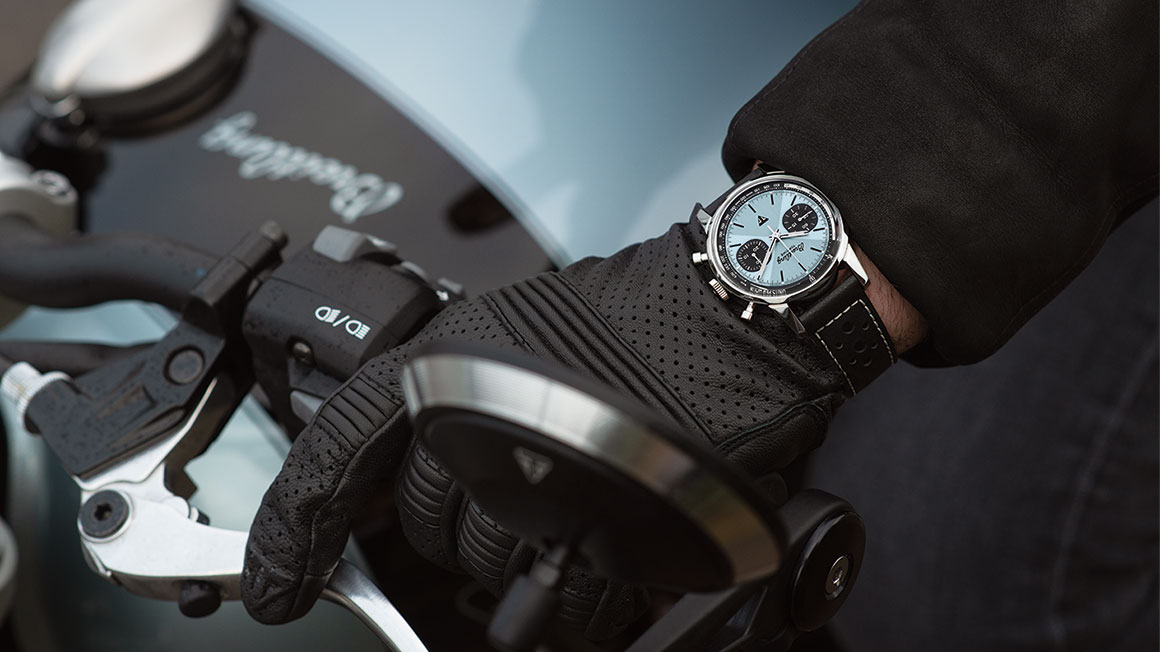 Triumph SOS App