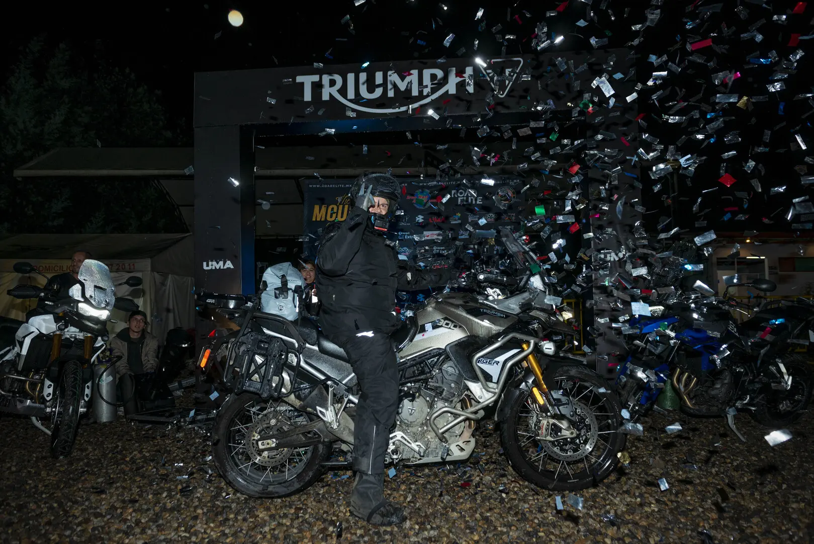 SPEED TWIN