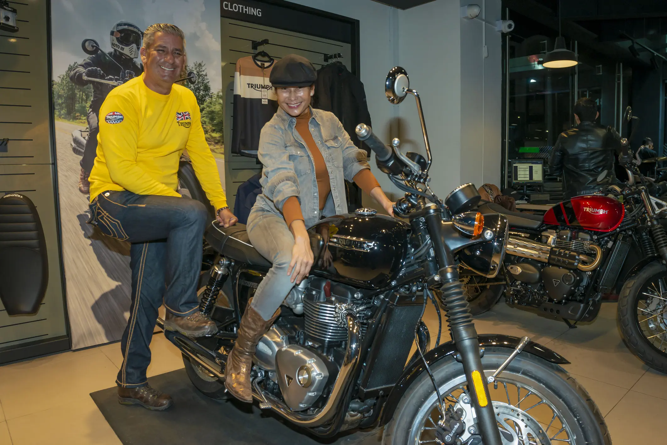 SPEED TWIN